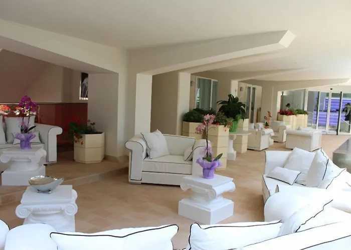 Boutique Paradiso Bovelacci Hotell 5*