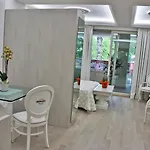 Boutique Paradiso Bovelacci 5* 밀라노마리티마