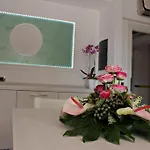 Ξενοδοχείο Boutique Paradiso Bovelacci Μιλάνο Μαριτίμα