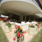 Ξενοδοχείο Boutique Paradiso Bovelacci 5*