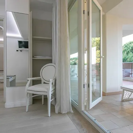 Boutique Paradiso Bovelacci فندق ميلانو ماريتيما