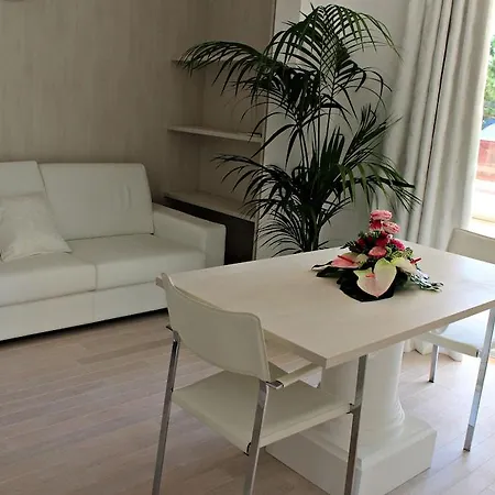 Boutique Paradiso Bovelacci ホテル
