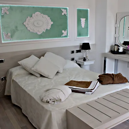Boutique Paradiso Bovelacci Milano Marittima