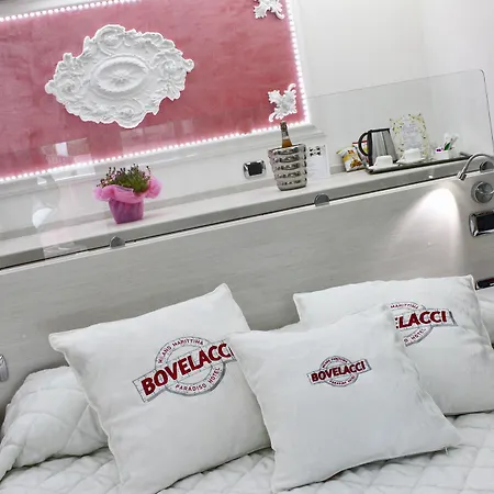 ホテル Boutique Paradiso Bovelacci 5*