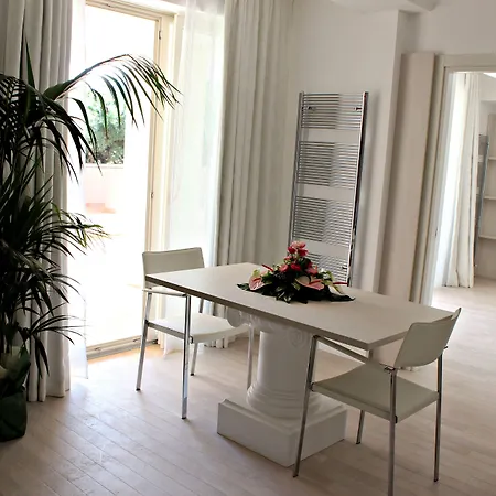 Boutique Paradiso Bovelacci Milano Marittima