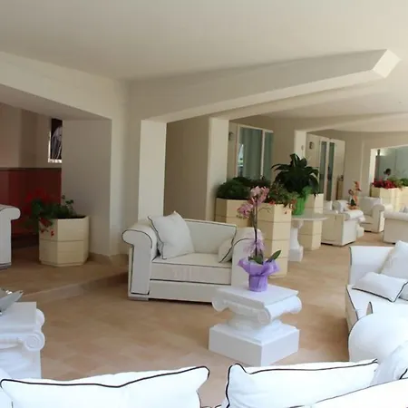Boutique Paradiso Bovelacci Hotel 5*