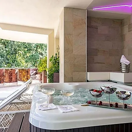 Boutique Paradiso Bovelacci Hotel 5*