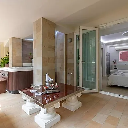 Boutique Paradiso Bovelacci Hotel 5*