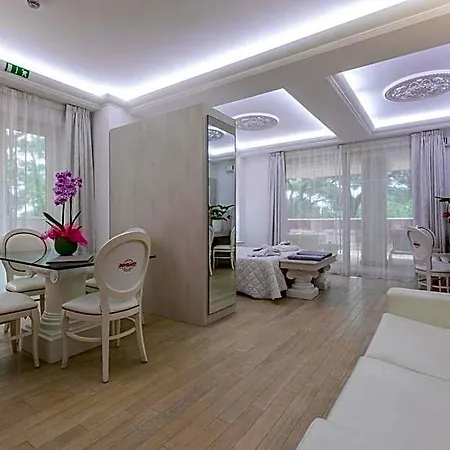 Boutique Paradiso Bovelacci Hotel 5*