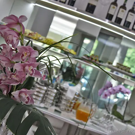 מלון Boutique Paradiso Bovelacci מילאנו מריטימה