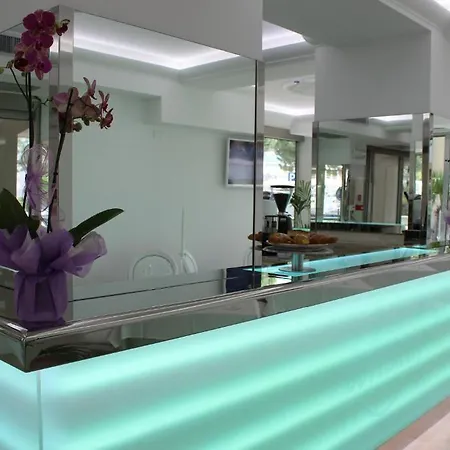 Boutique Paradiso Bovelacci מלון 5*