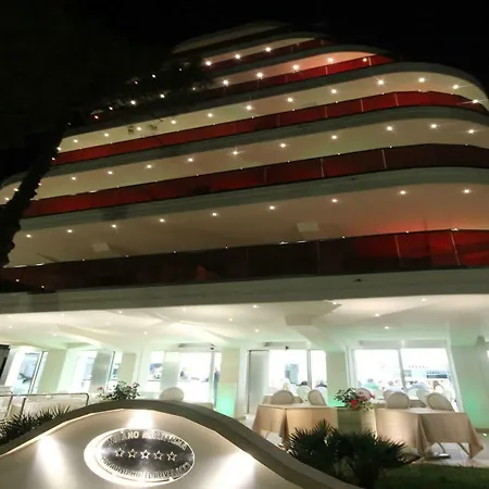 فندق Boutique Paradiso Bovelacci ميلانو ماريتيما